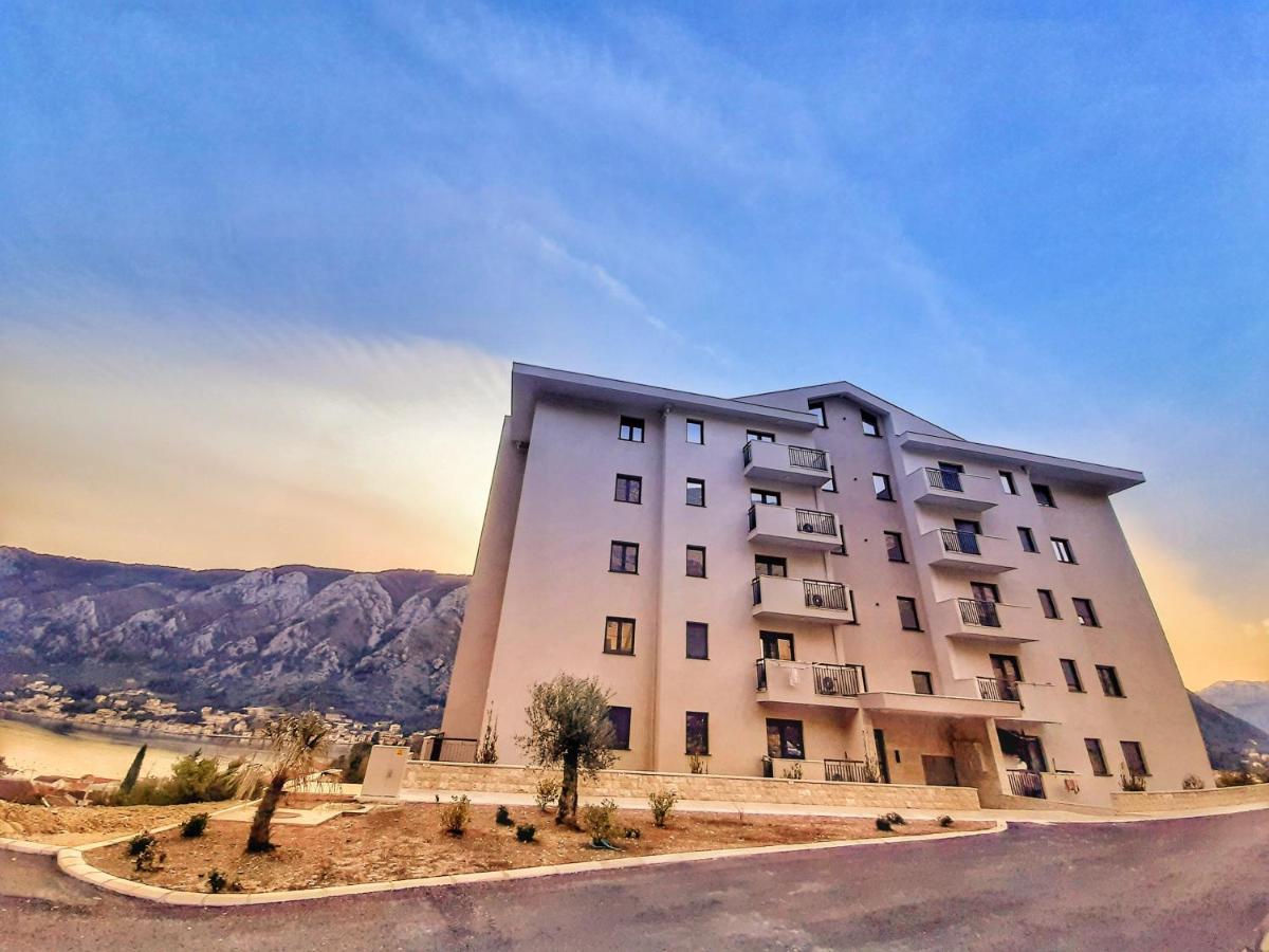 Apartments Panoramica โกตอร์ ภายนอก รูปภาพ